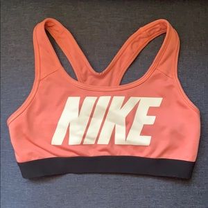 Nike Pro Sports Bra